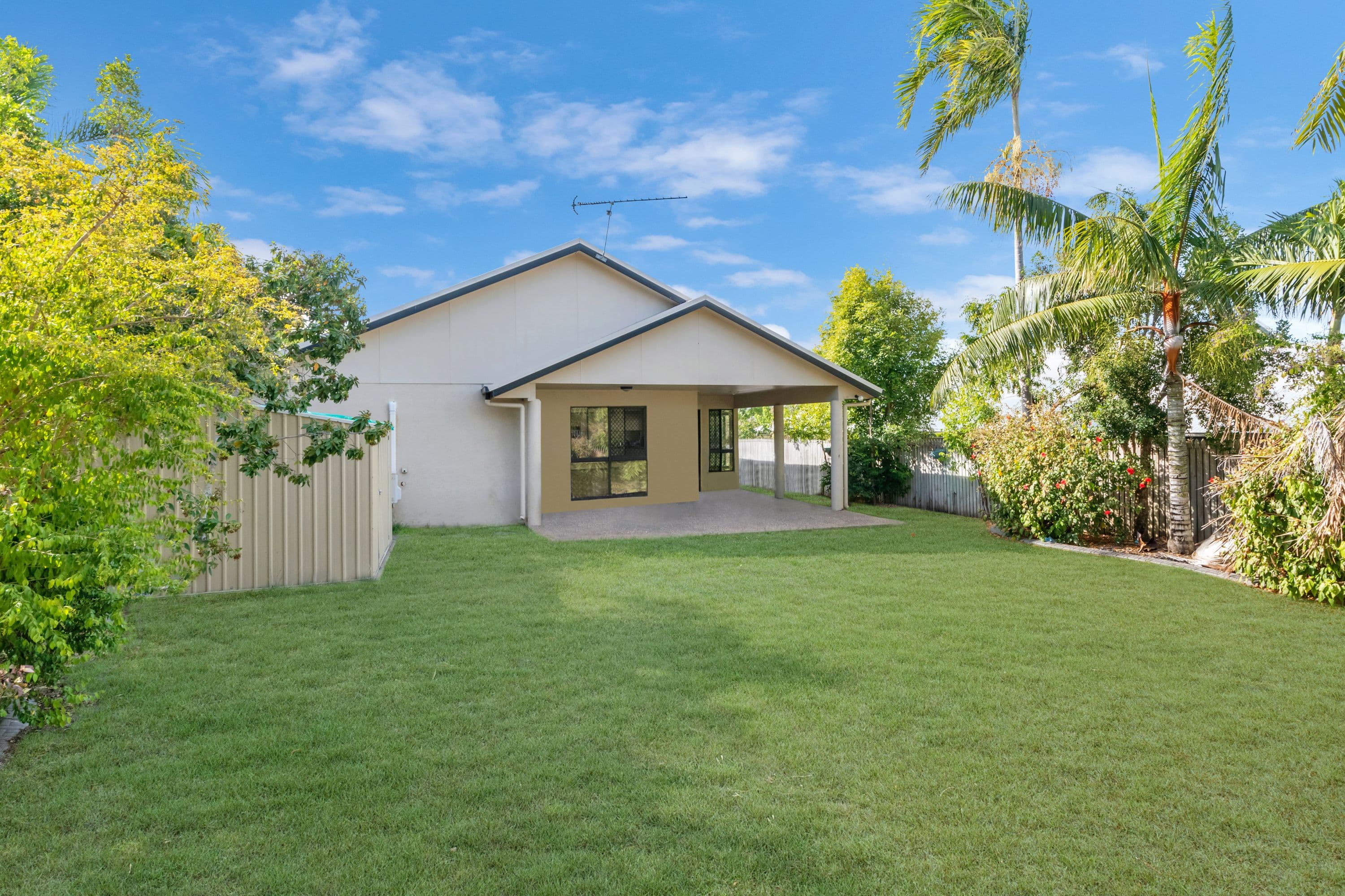 10 Timbury Way, Mount Louisa QLD 4814, Mount Louisa - Thumbnail 3