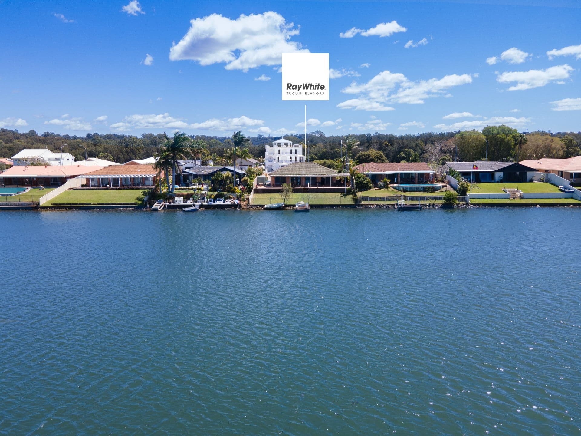 181 Nineteenth Avenue, Elanora QLD 4221, Elanora - Image 1