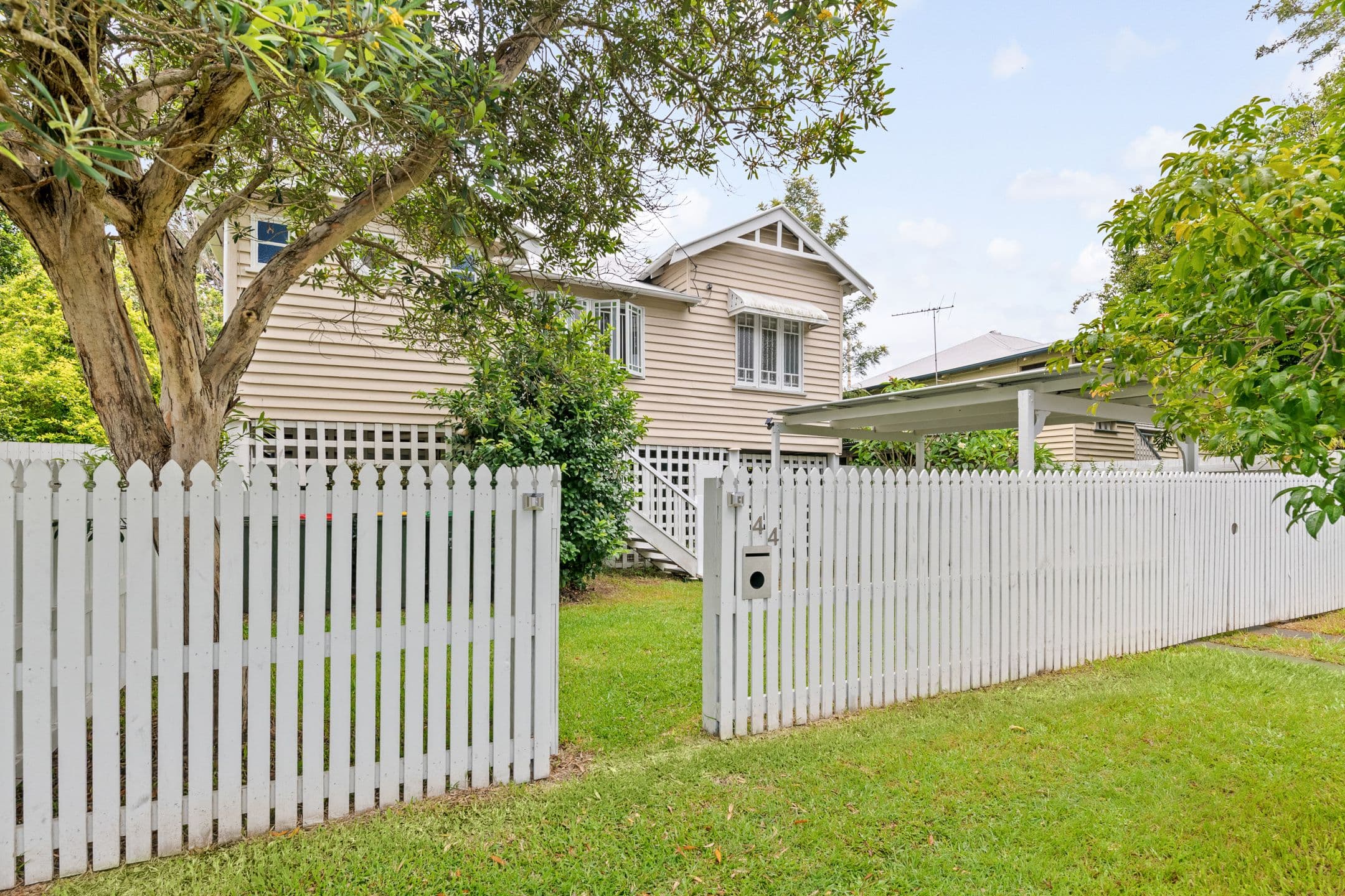 44 Macaulay Street, Coorparoo QLD 4151, Coorparoo - Thumbnail 2