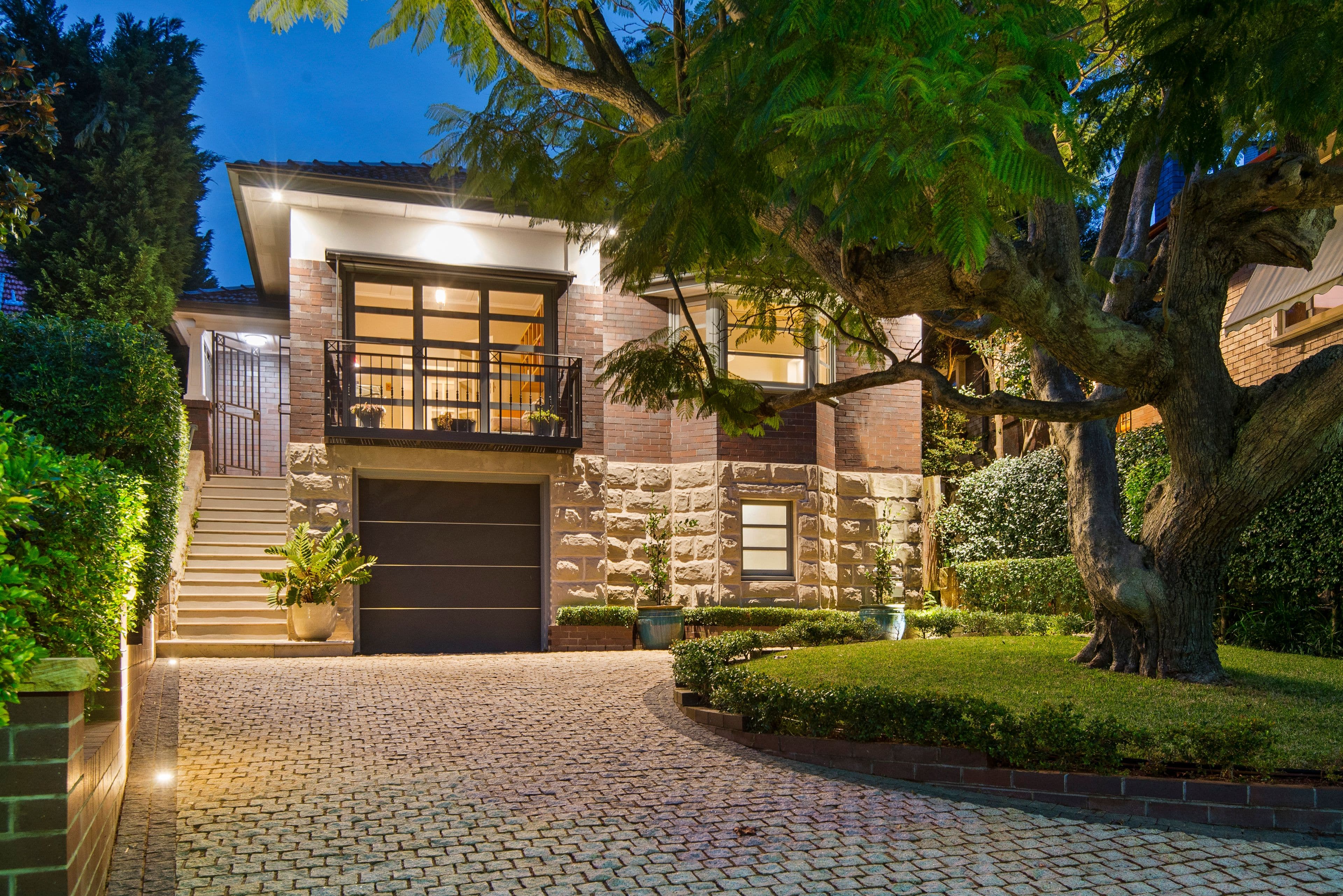8 Shellcove Road, Kurraba Point - Image 1