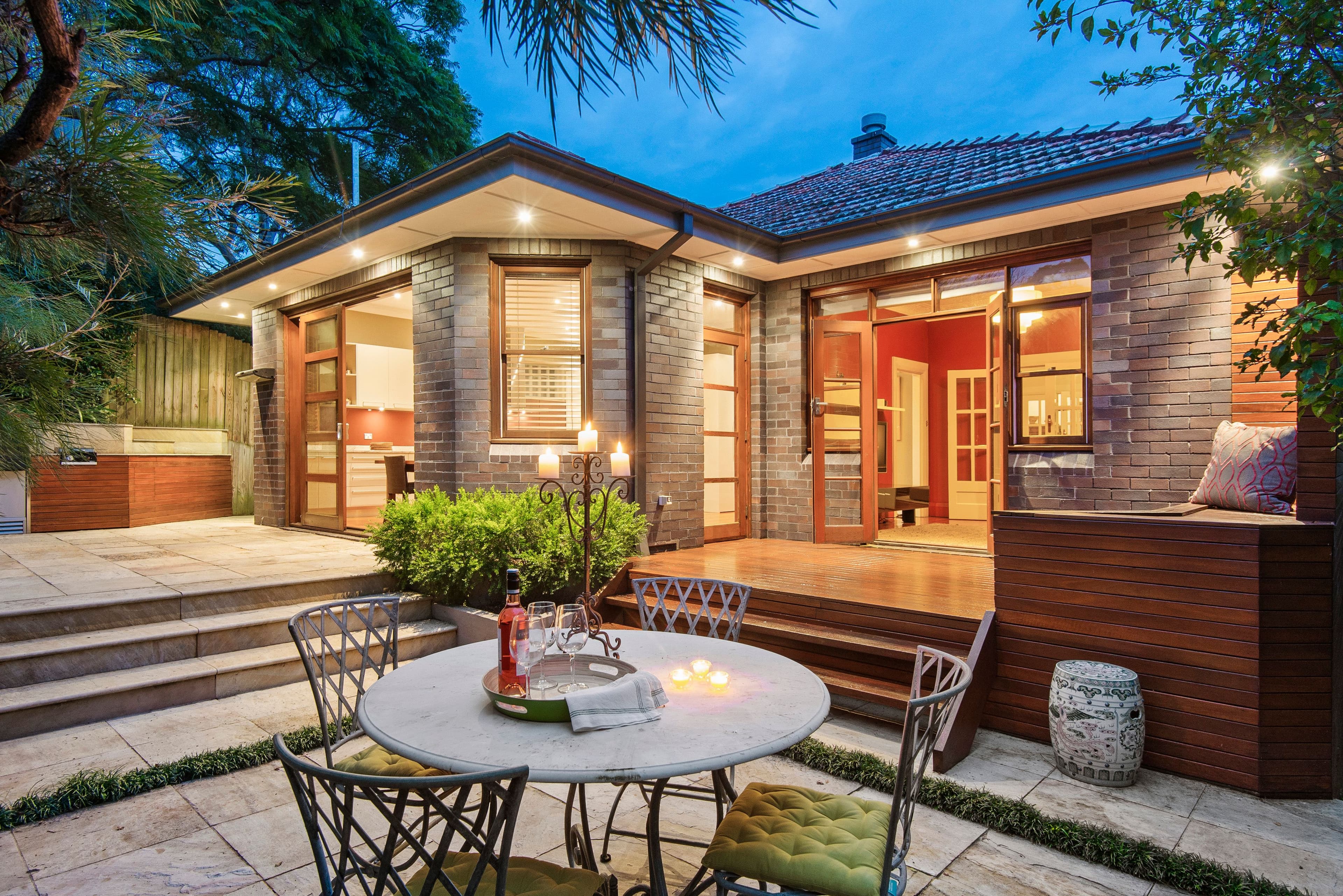 8 Shellcove Road, Kurraba Point - Thumbnail 3
