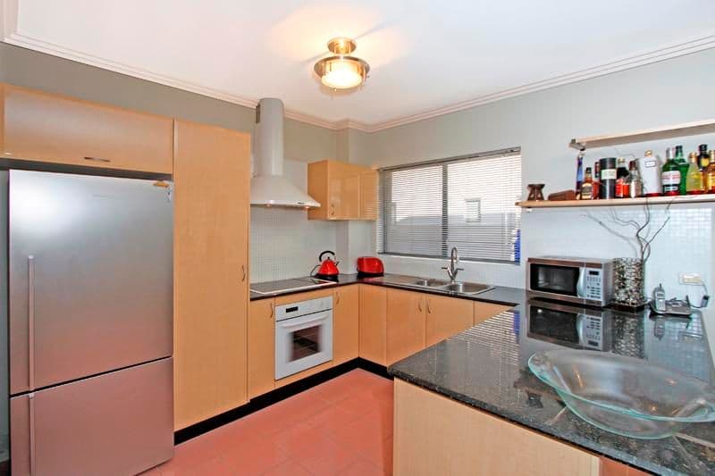 84 Linden Street, SUTHERLAND NSW 2232, Sutherland - Thumbnail 3