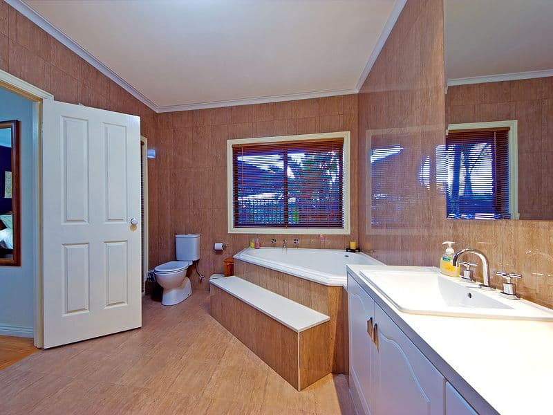 32 Kingston Boulevard, HOPPERS CROSSING VIC 3029, Hoppers Crossing - Thumbnail 7