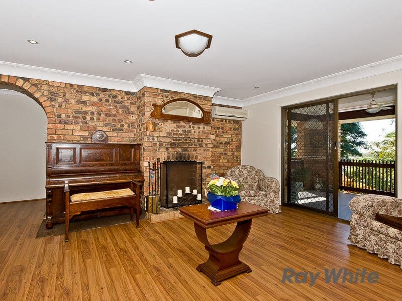 32 Warrimoo Street, BRACKEN RIDGE QLD 4017, Bracken Ridge - Thumbnail 4