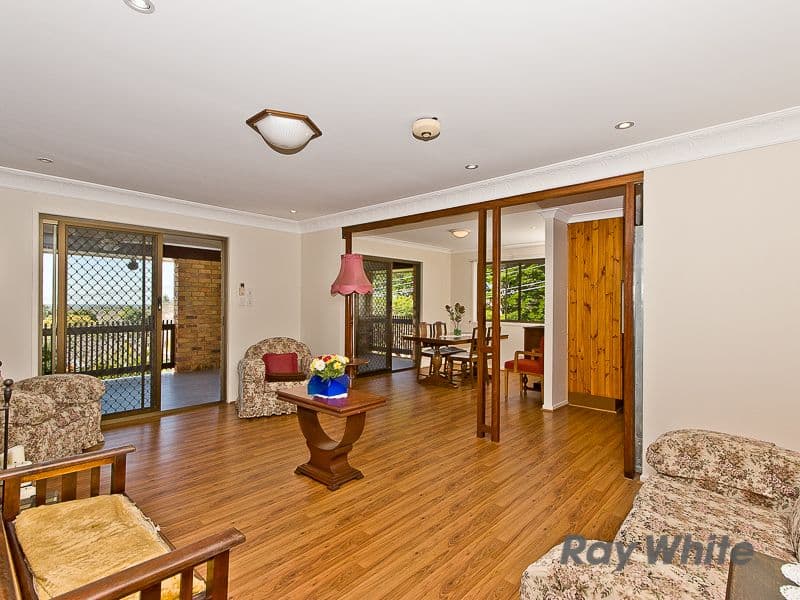 32 Warrimoo Street, BRACKEN RIDGE QLD 4017, Bracken Ridge - Thumbnail 5