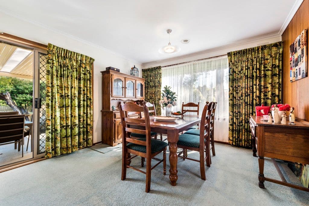 8 Gregory Crescent, Mulgrave VIC 3170, Mulgrave - Thumbnail 4