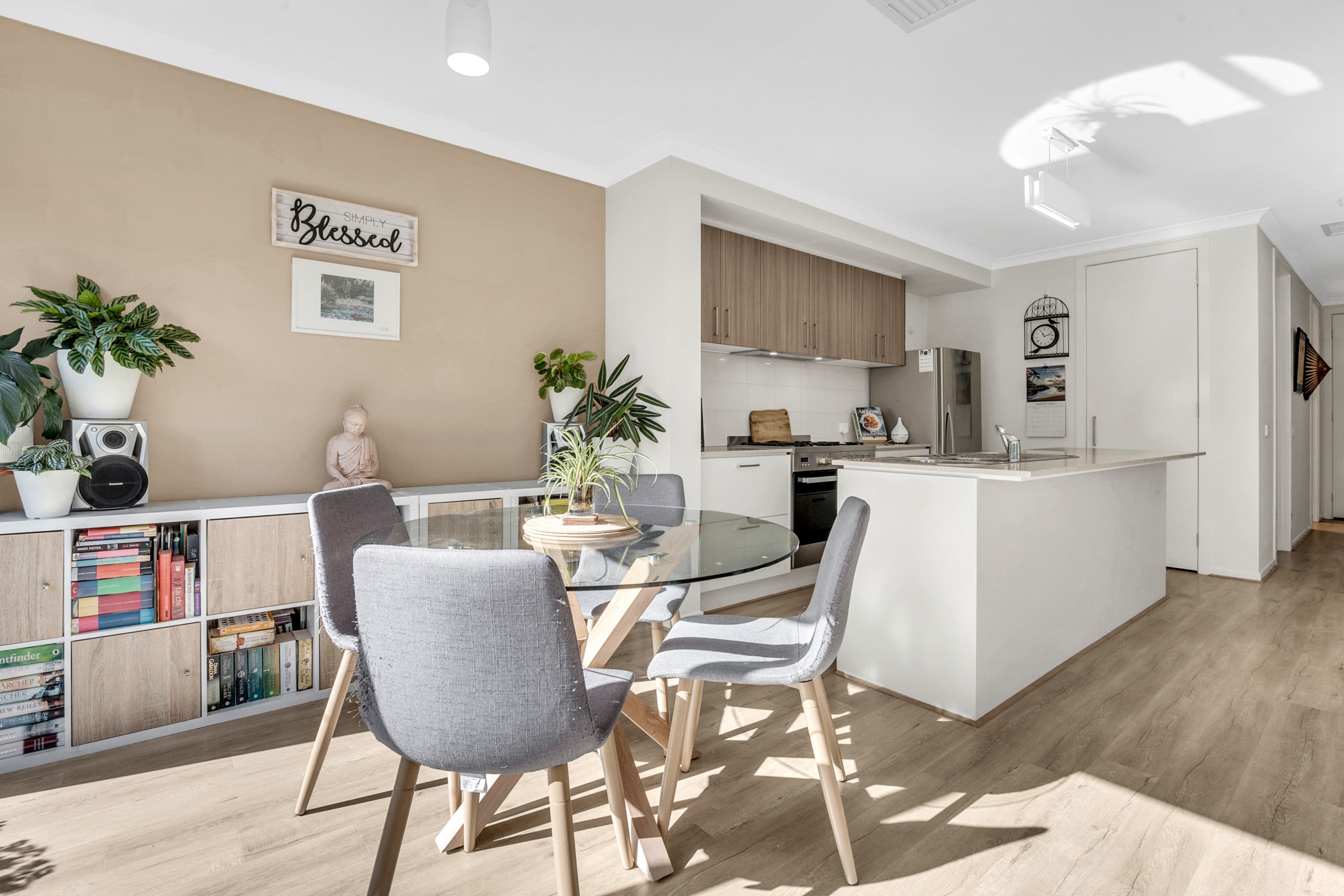 42 Elvire Road, Craigieburn VIC 3064, Craigieburn - Thumbnail 3