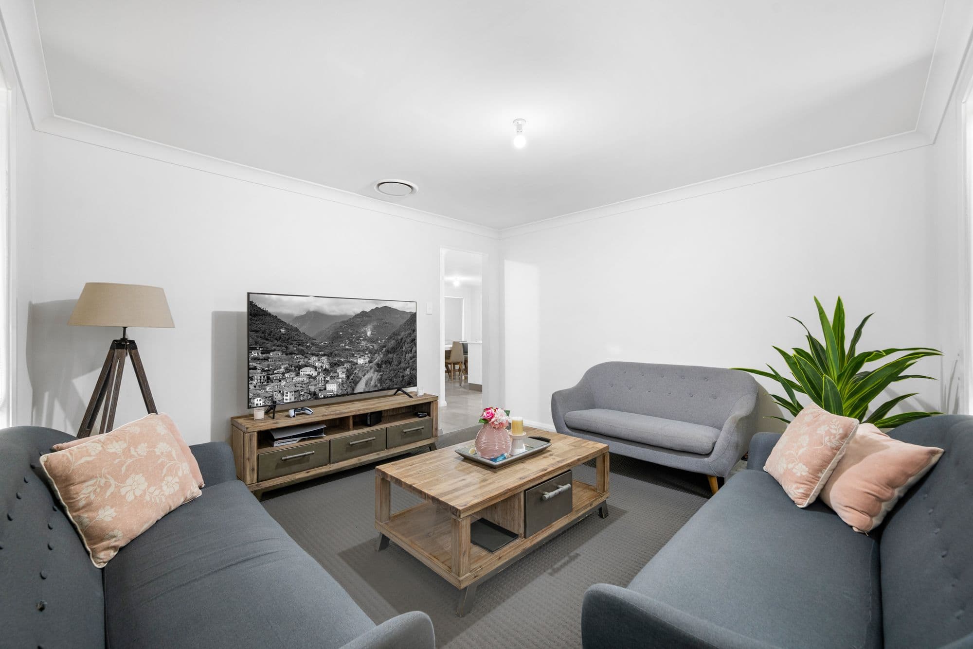 19A Coral Flame Circuit, Gregory Hills NSW 2557, Gregory Hills - Thumbnail 7