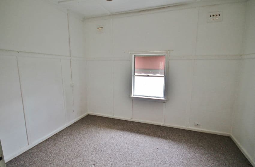 21 Ripon Street, YOUNG NSW 2594, Young - Thumbnail 3
