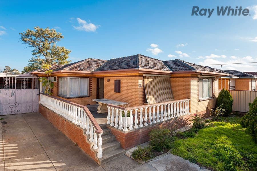 133 Gillespie Road, Kings Park VIC 3021, Kings Park - Thumbnail 2