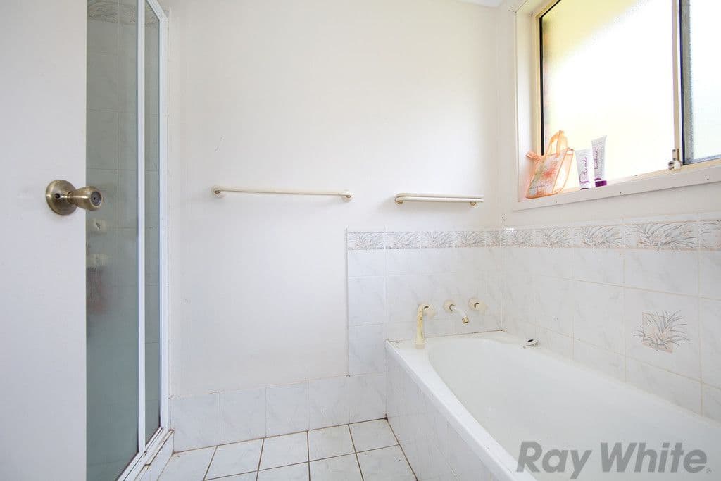 23 Bellwood Close, Tuggerah - Thumbnail 6