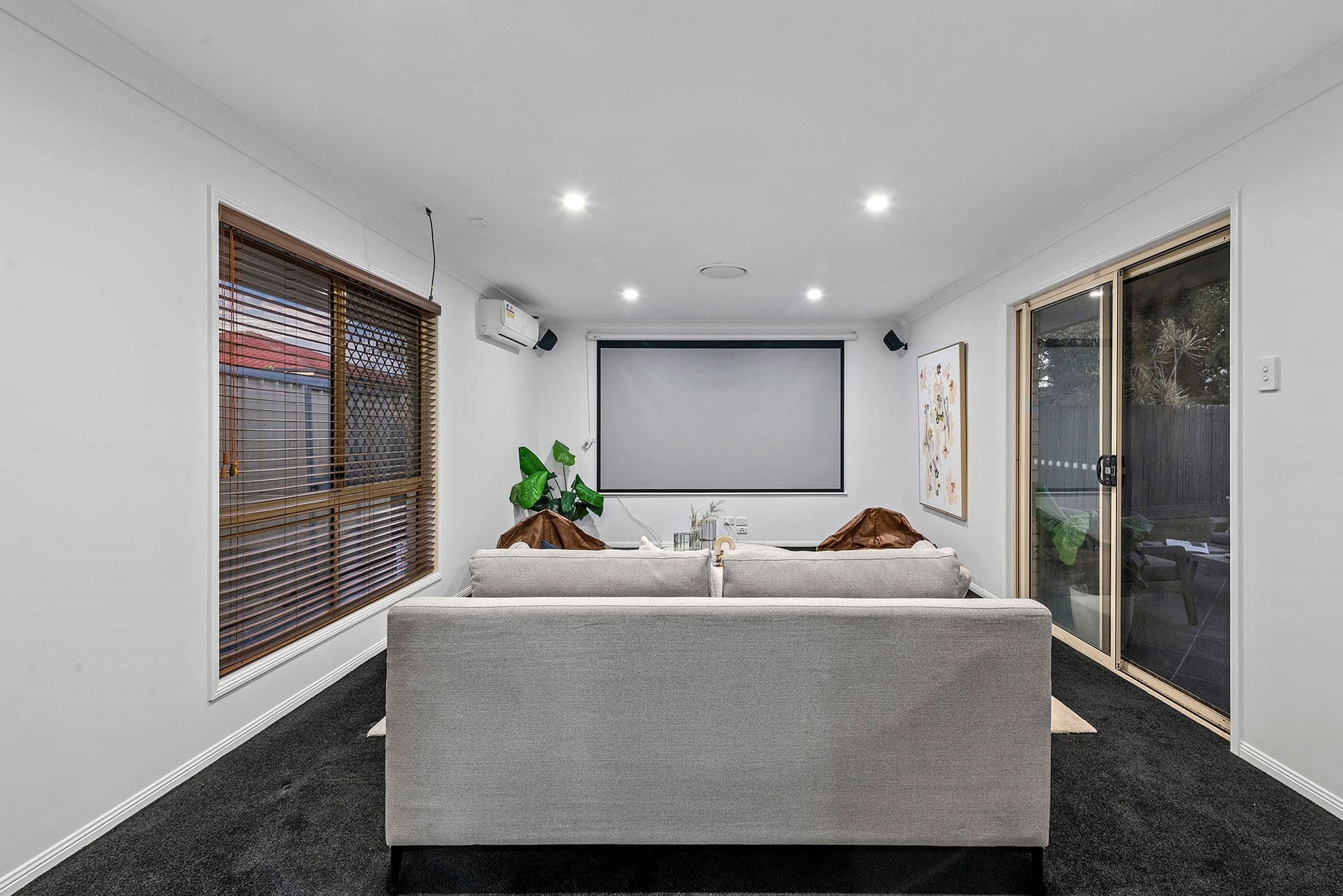 27 Juniper Place, Carindale QLD 4152, Carindale - Thumbnail 4