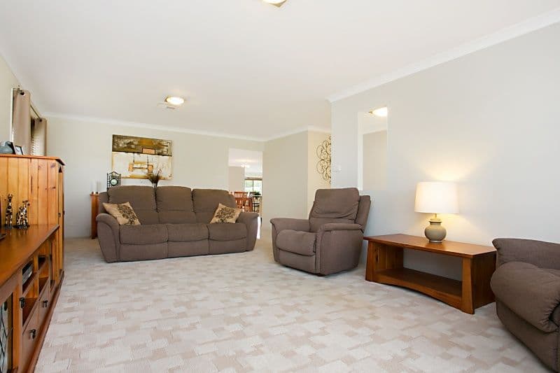 101 Forbes Crescent, CLIFTLEIGH NSW 2321, Heddon Greta - Thumbnail 2