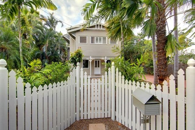 39 Ahearne Street, HERMIT PARK QLD 4812, Hermit Park - Image 1