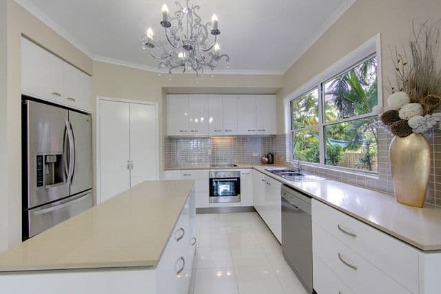 39 Ahearne Street, HERMIT PARK QLD 4812, Hermit Park - Thumbnail 3