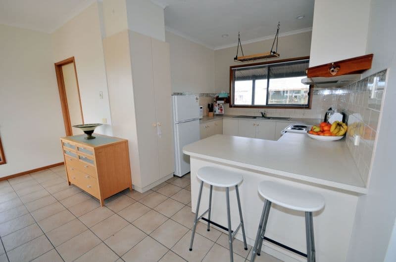 19 Lemalker Court, BANNOCKBURN VIC 3331, Bannockburn - Thumbnail 5