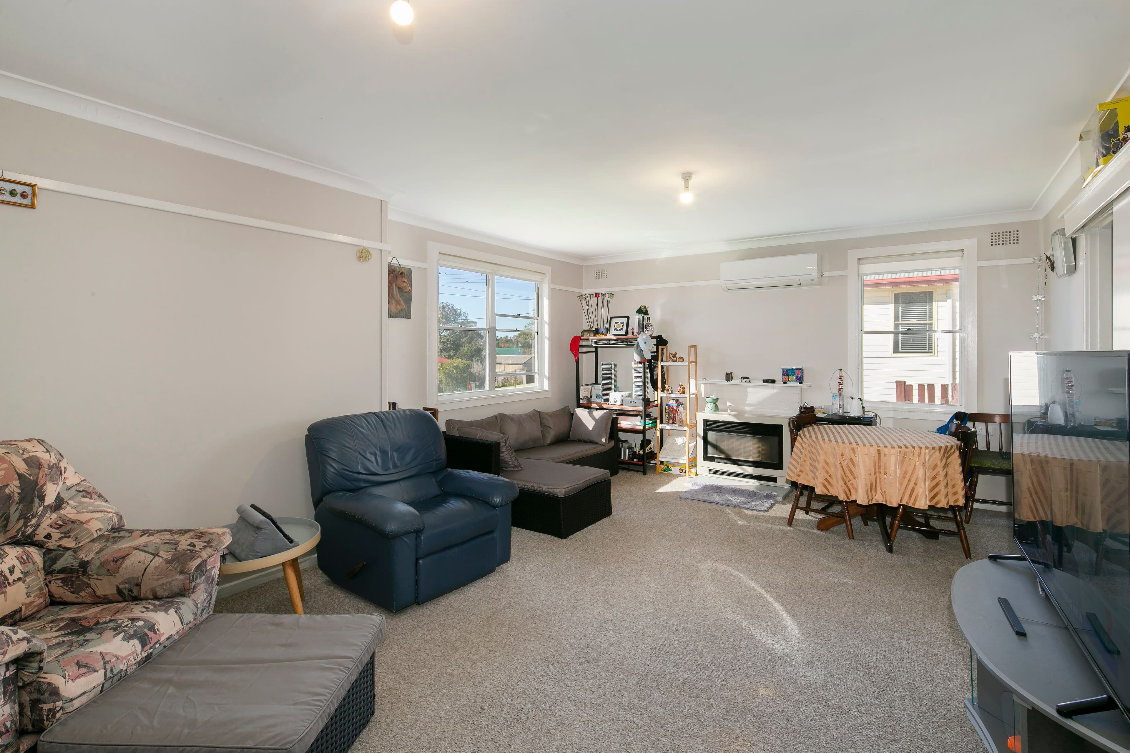 64 Lansdowne Street, Goulburn NSW 2580, Goulburn - Thumbnail 2