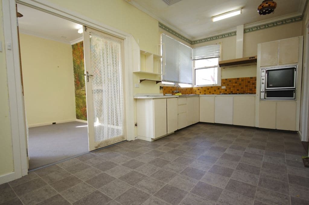 38 Culloton Crescent, BALGA WA 6061, Balga - Thumbnail 5