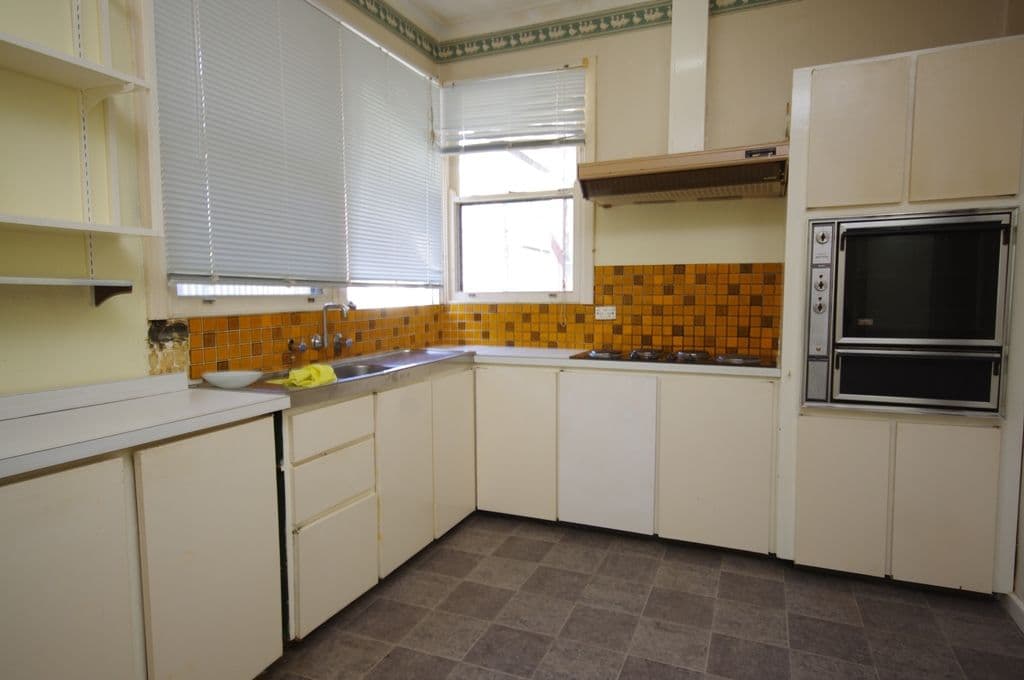 38 Culloton Crescent, BALGA WA 6061, Balga - Thumbnail 6