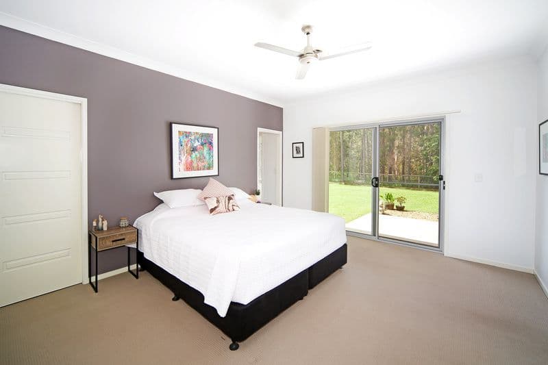 15 Teneale Place, Glass House Mountains QLD 4518, Glass House Mountains - Thumbnail 4