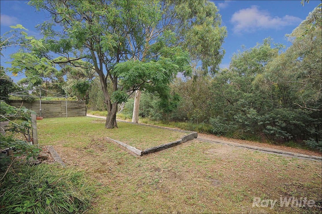 47 Bunker Crescent, Glen Waverley VIC 3150, Glen Waverley - Thumbnail 7
