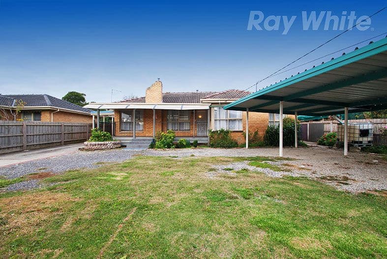 8 Esther Crescent, Mooroolbark VIC 3138, Mooroolbark - Thumbnail 3