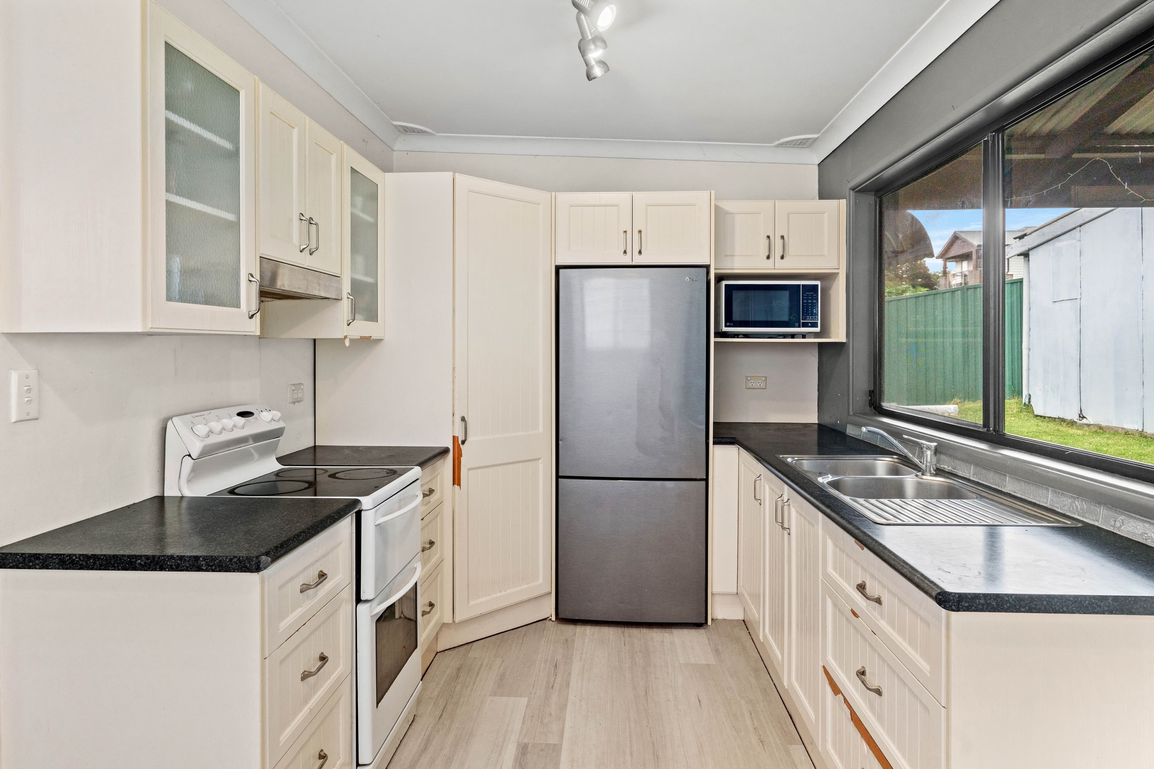 13 Raymond Terrace, Terrigal NSW 2260, Terrigal - Thumbnail 3