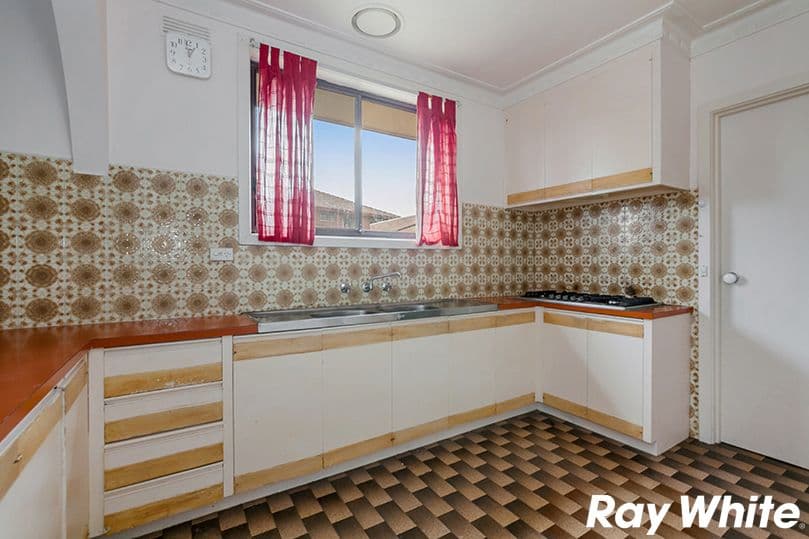 6 Tahara Court, Thomastown VIC 3074, Thomastown - Thumbnail 2