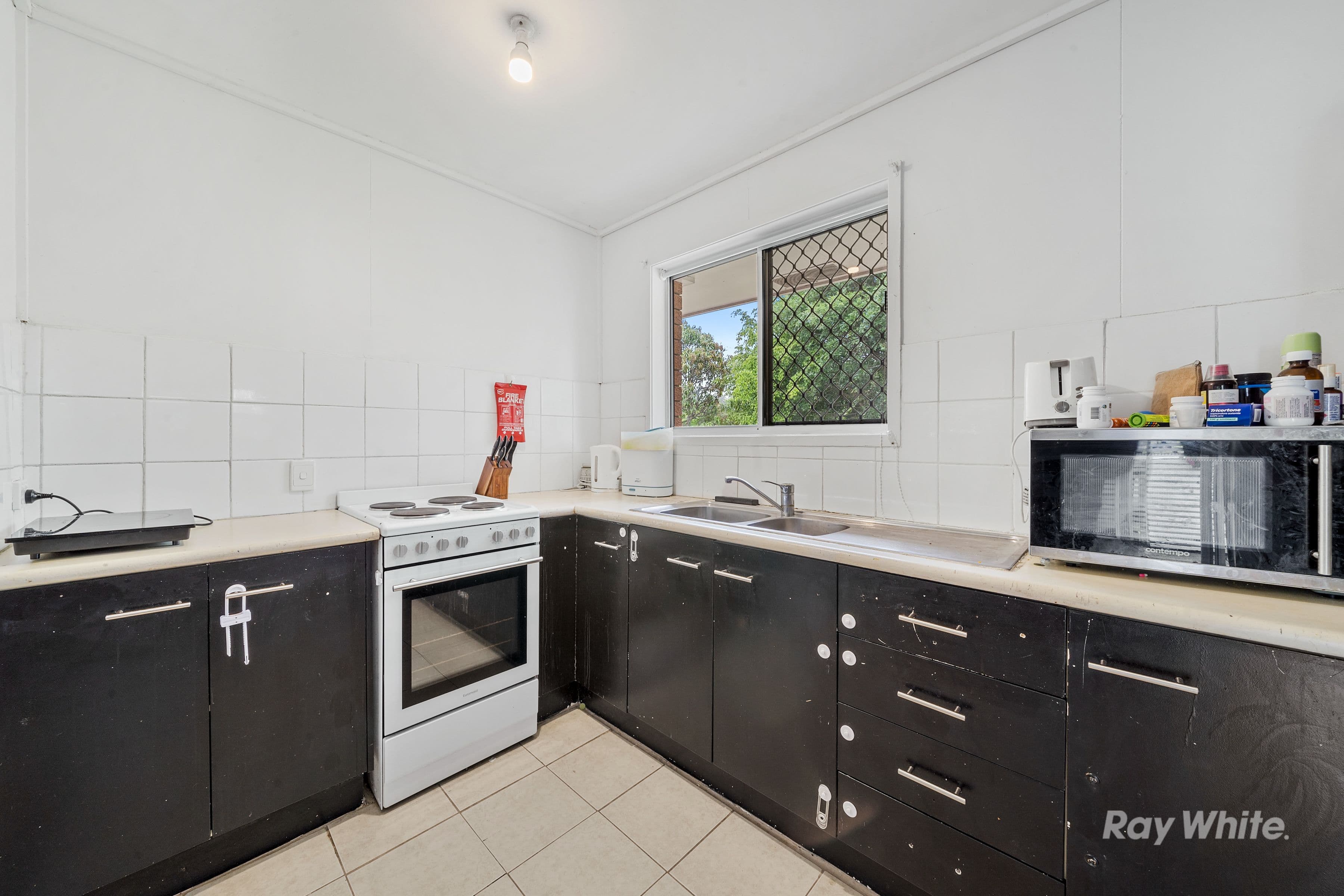 21 Thornside Street, Eagleby QLD 4207, Eagleby - Thumbnail 4
