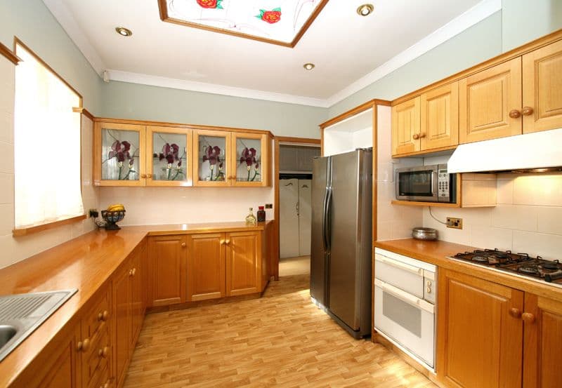 100 Lloyd Street, HEIDELBERG HEIGHTS VIC 3081, Heidelberg Heights - Thumbnail 2