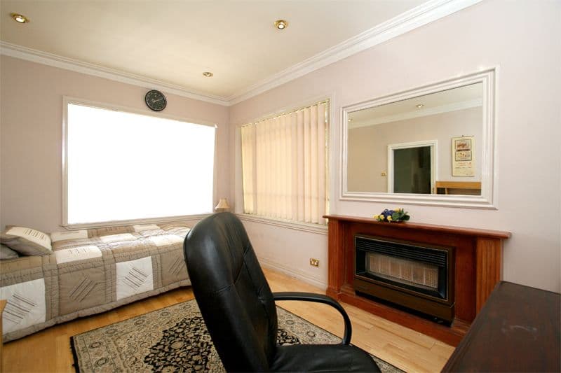 100 Lloyd Street, HEIDELBERG HEIGHTS VIC 3081, Heidelberg Heights - Thumbnail 6