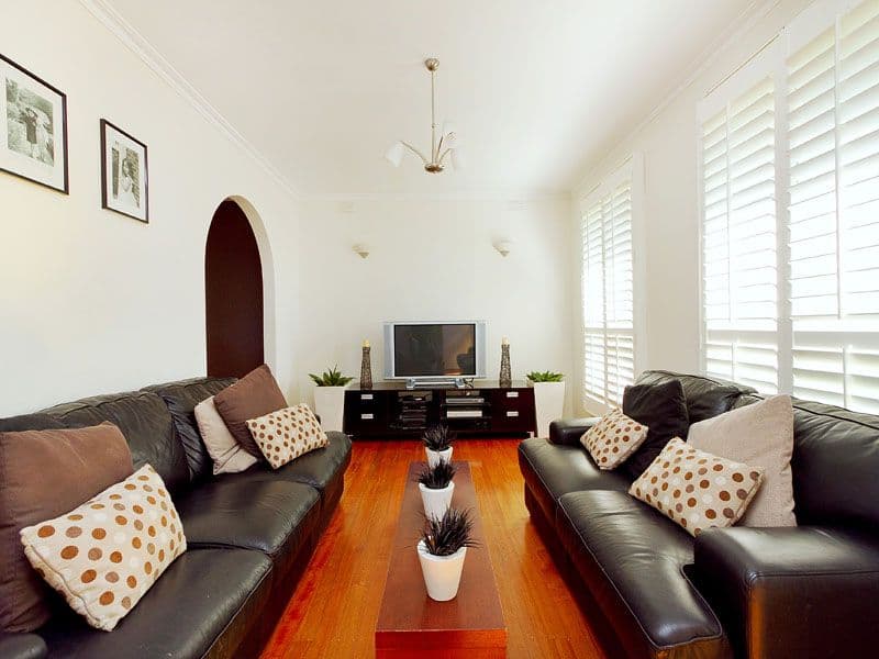 4 Rivoli Court, DINGLEY VILLAGE VIC 3172, Dingley Village - Thumbnail 2
