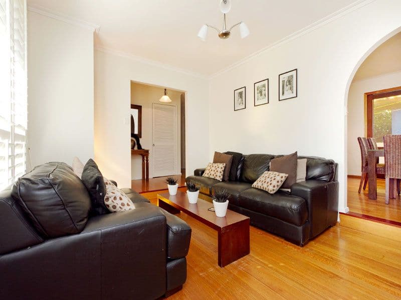 4 Rivoli Court, DINGLEY VILLAGE VIC 3172, Dingley Village - Thumbnail 4