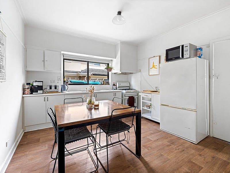 7 McNamara Avenue, Airport West VIC 3042, Airport West - Thumbnail 4