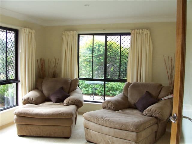 8 Muirfield Court, ALBANY CREEK QLD 4035, Albany Creek - Thumbnail 2