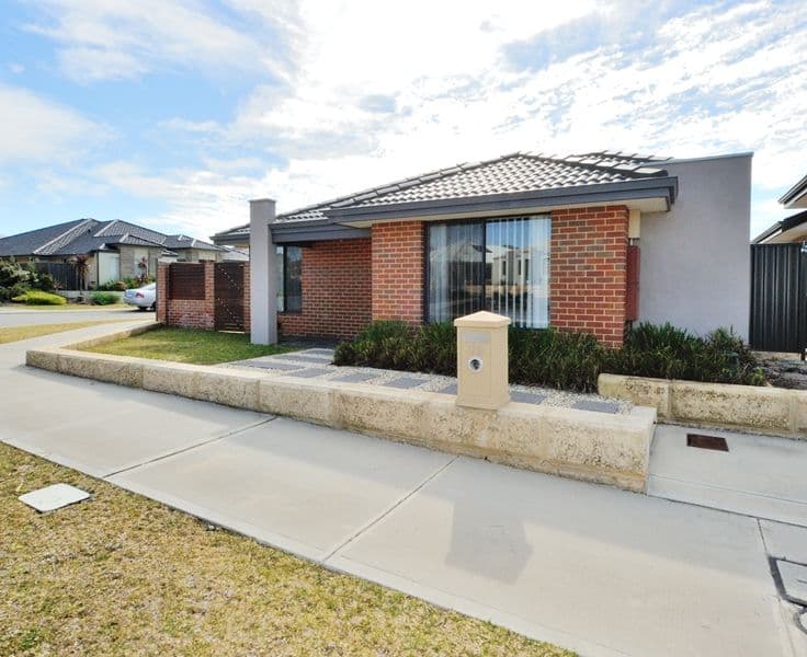 10 Rameau Link, AVELEY WA 6069, Aveley - Thumbnail 2