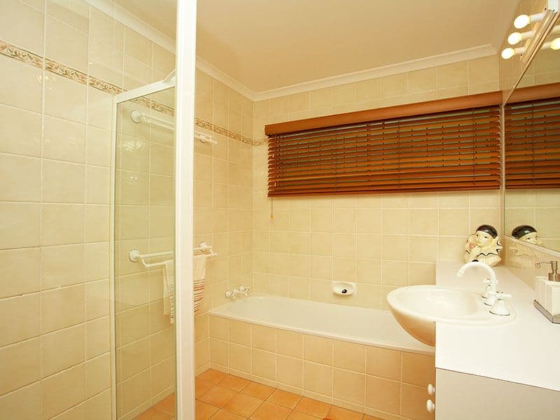 3 Couldrey Street, BARDON QLD 4065, Bardon - Thumbnail 8