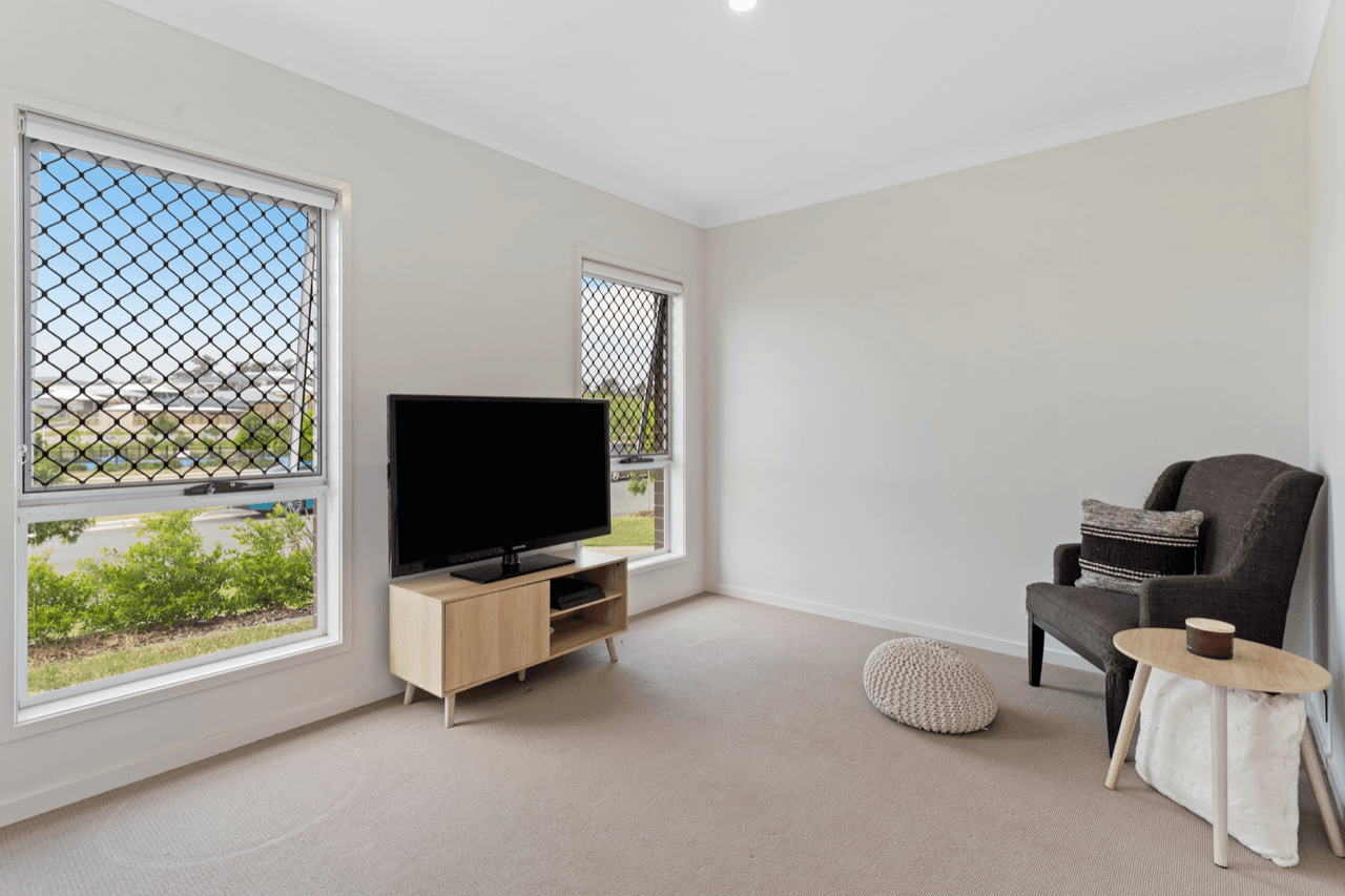 20 Joy Chambers Circuit, Ripley QLD 4306, Ripley - Thumbnail 5