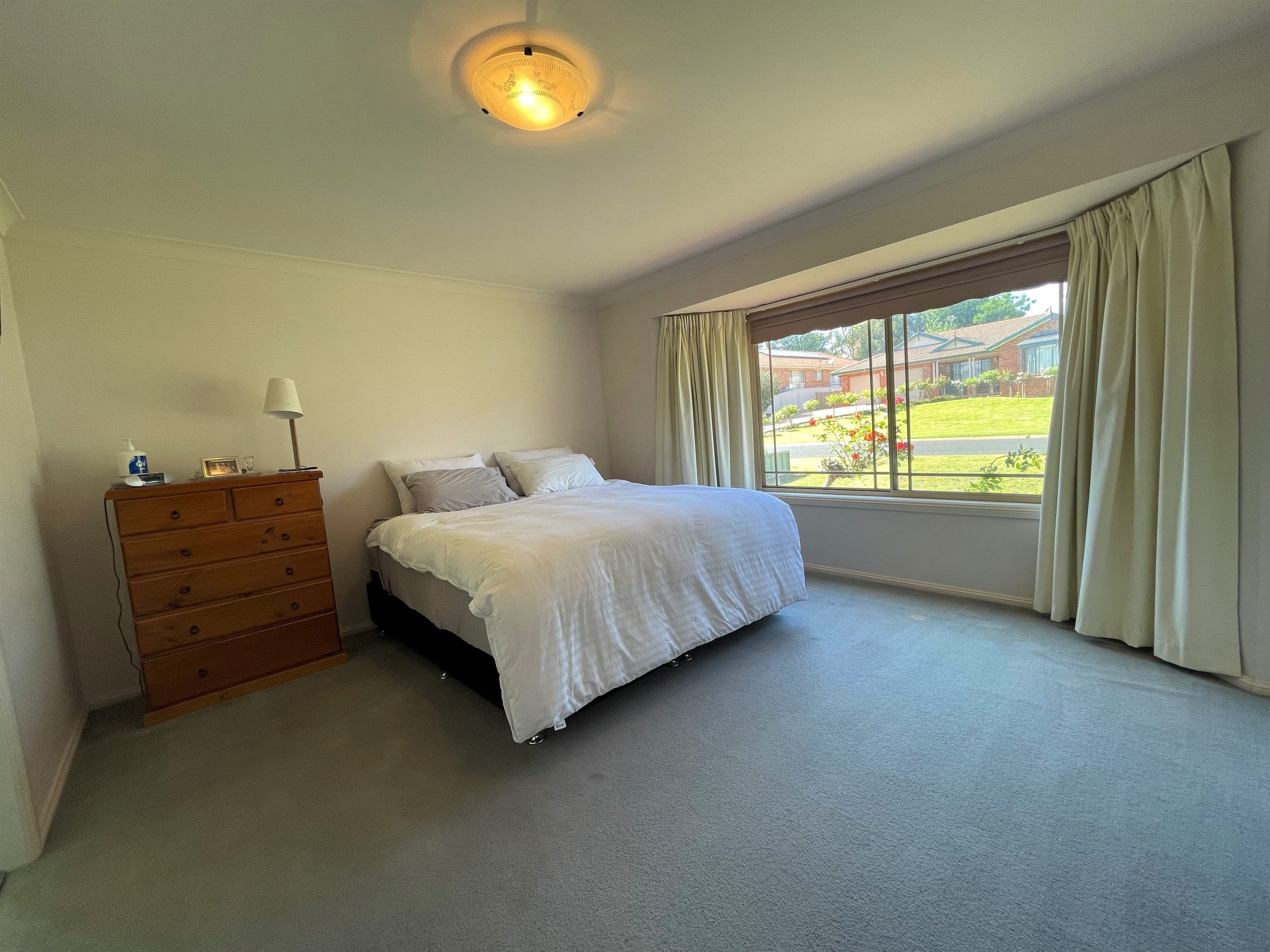 5 Pineview Circuit, Young NSW 2594, Young - Thumbnail 5
