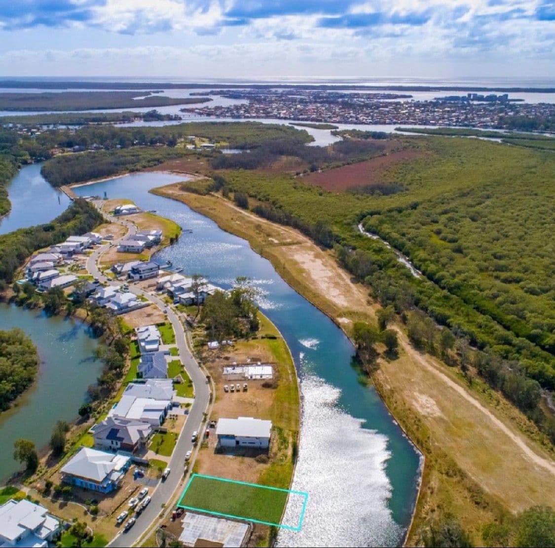 55 Serenity Boulevard, Helensvale QLD 4212, Helensvale - Thumbnail 5