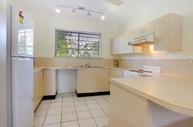 47 Warburton Street, NORTH WARD QLD 4810, North Ward - Thumbnail 2