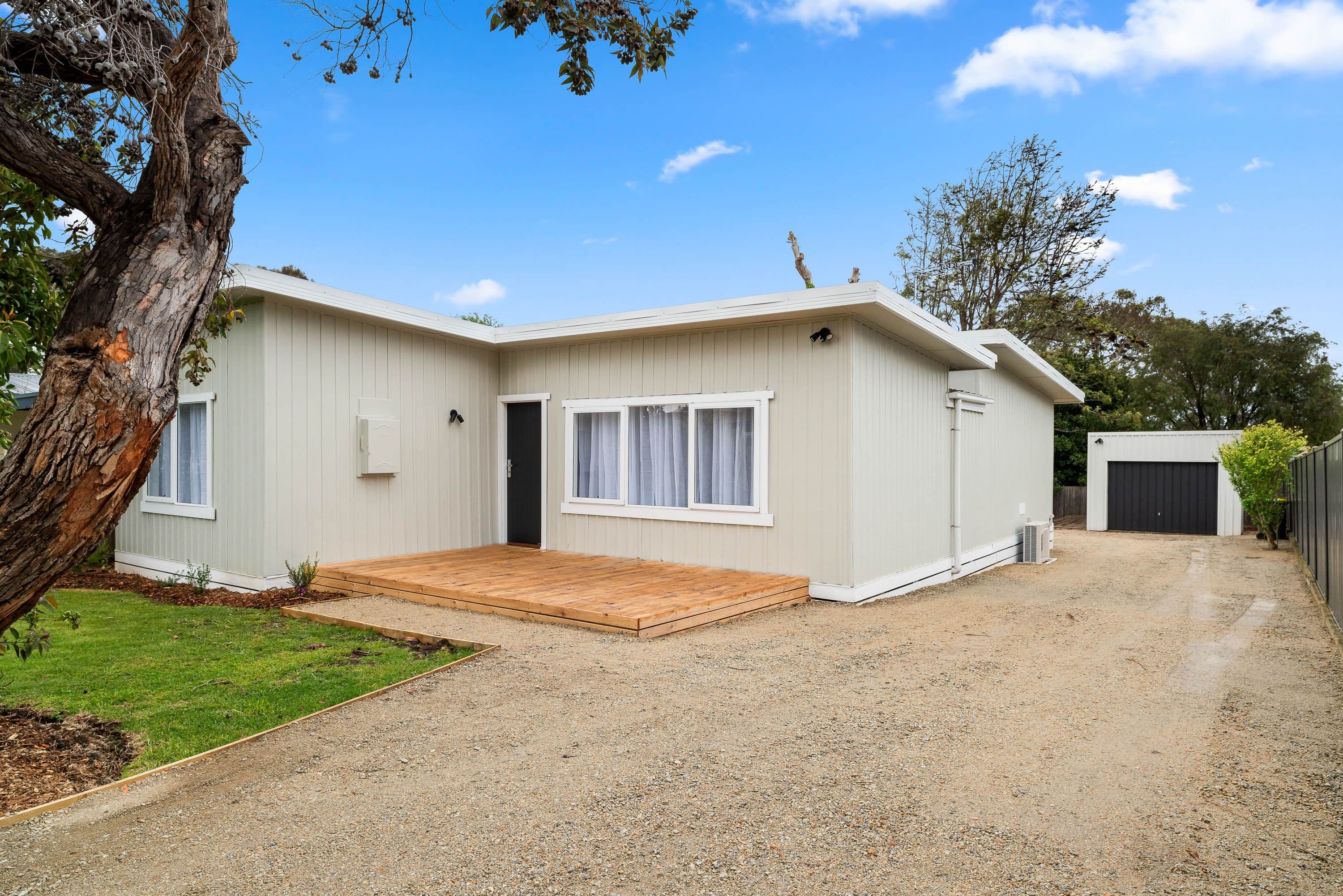 60 Scenic Drive, Cowes VIC 3922, Cowes - Thumbnail 2