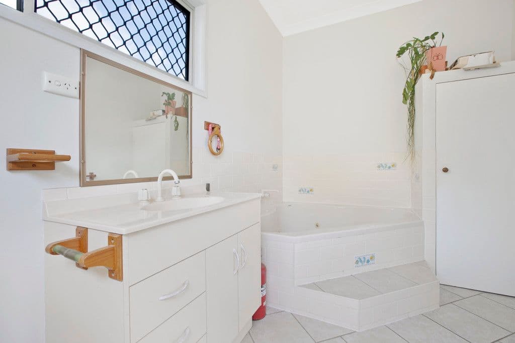 289 Old Cleveland Road East, Capalaba QLD 4157, Capalaba - Thumbnail 6