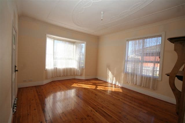 112 Queen Street, OBERON NSW 2787, Oberon - Thumbnail 7