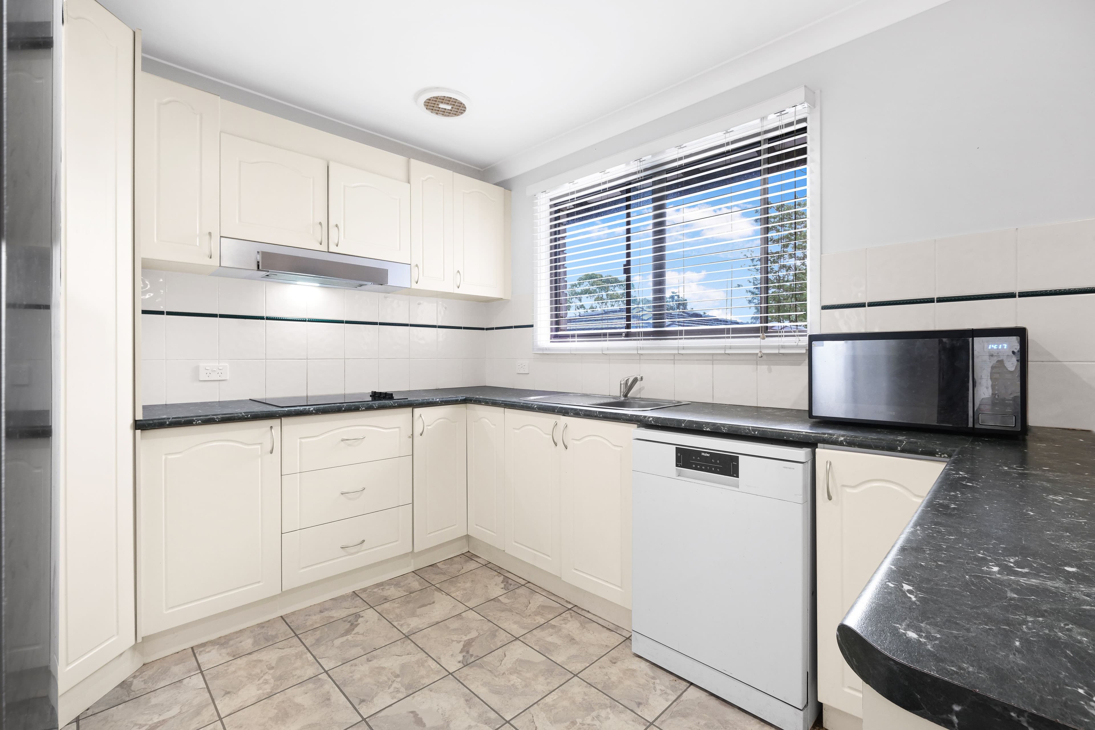 142 & 142A York Road, South Penrith NSW 2750, South Penrith - Thumbnail 4