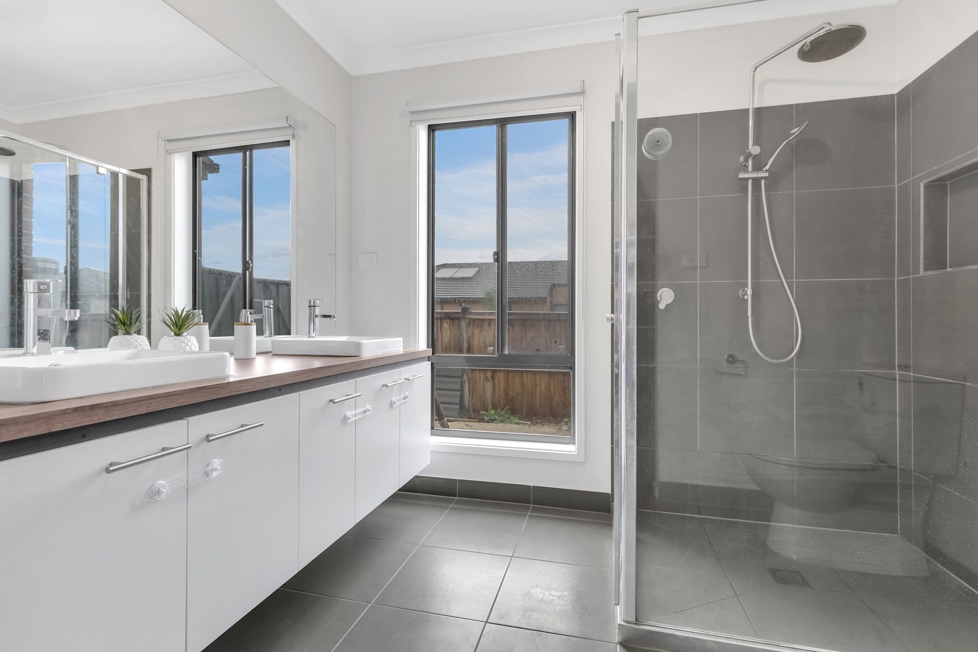 18 Pastille Road, Manor Lakes VIC 3024, Manor Lakes - Thumbnail 3