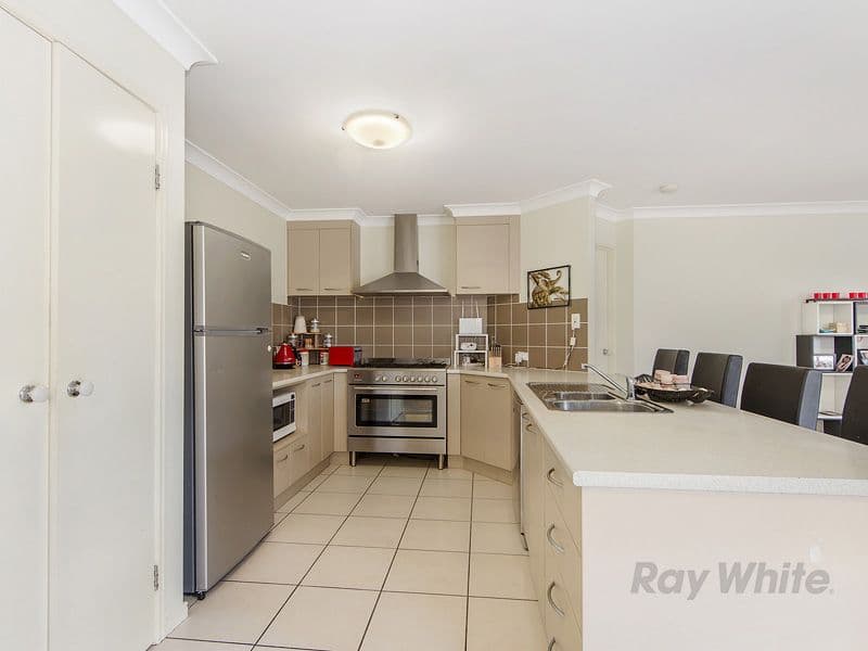 5 Strathburn Crescent, Ormeau QLD 4208, Ormeau - Thumbnail 6
