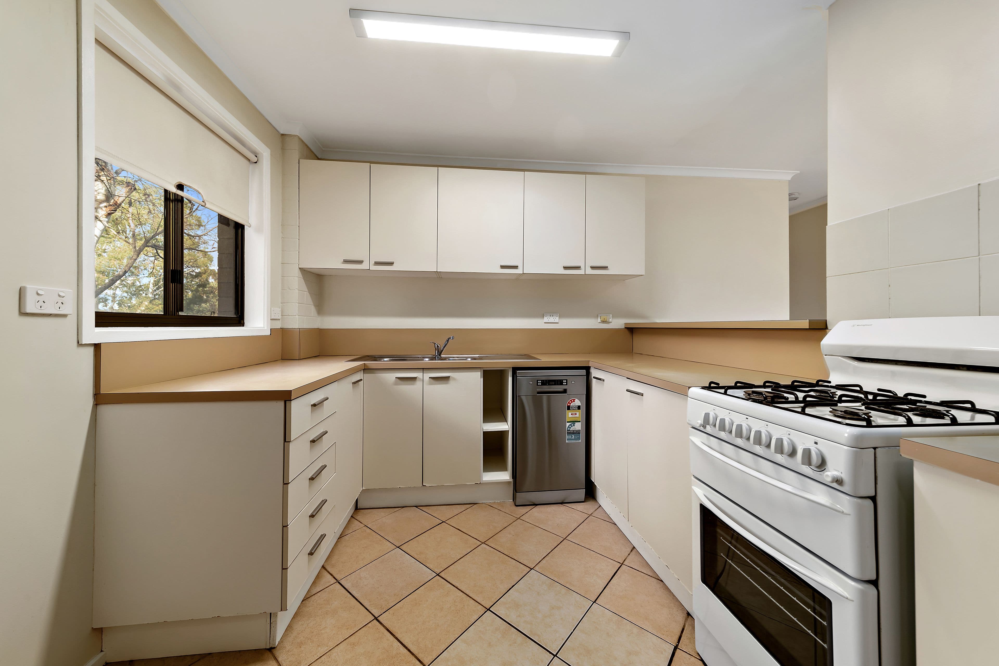 7 Osborne Place, Belconnen ACT 2617, Belconnen - Thumbnail 3