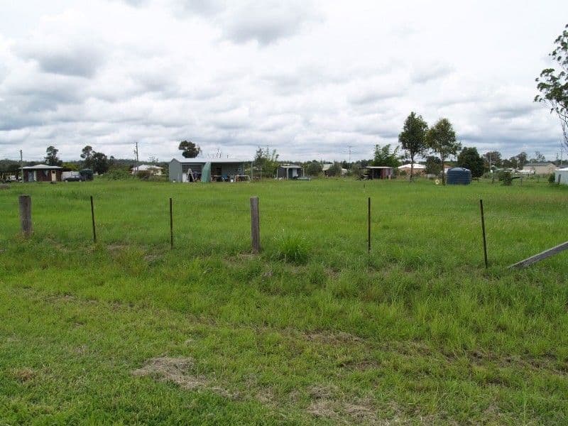 1 Johnson Avenue, BRIGHTVIEW QLD 4311, Brightview - Thumbnail 2