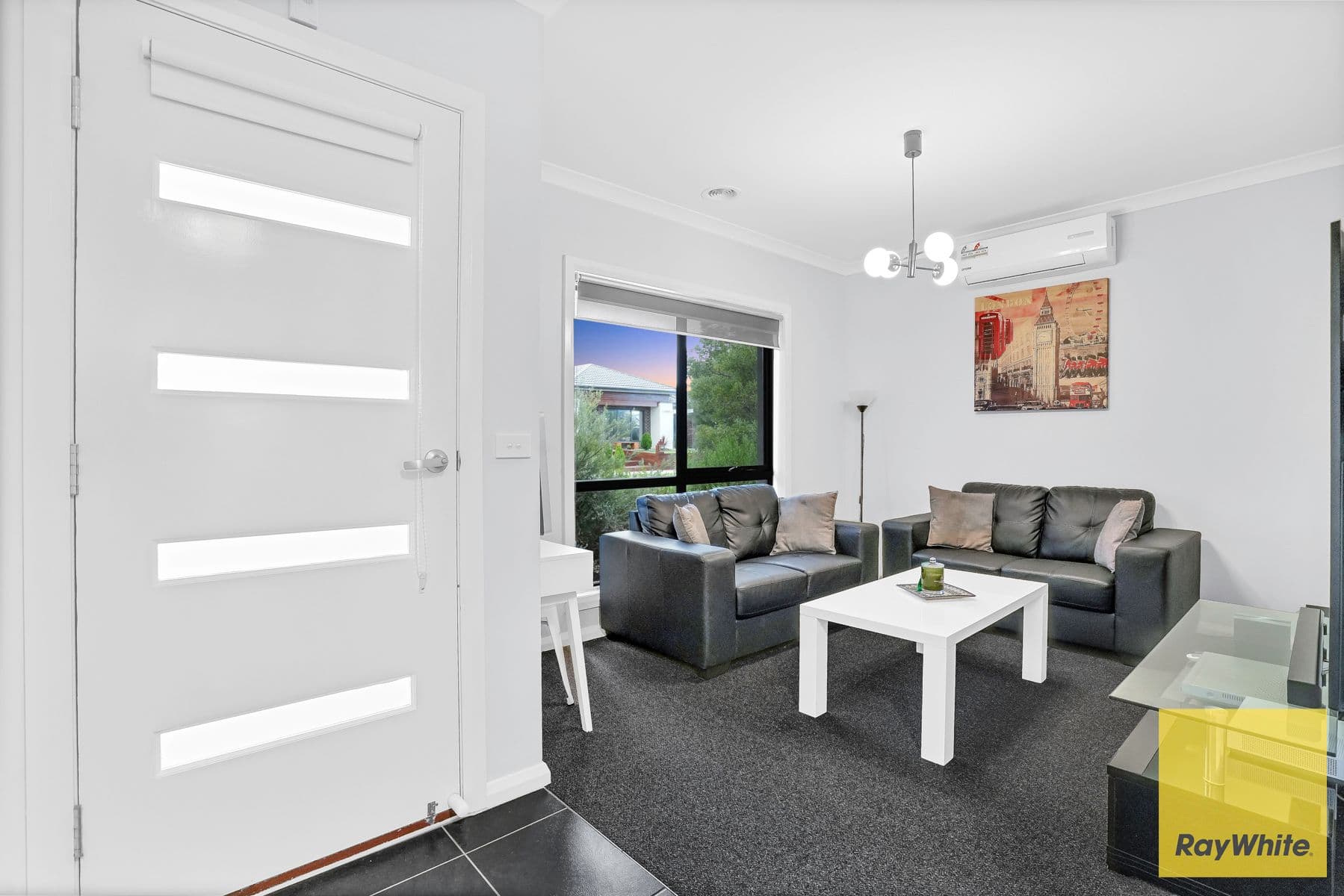 2 Oaky Crescent, COBBLEBANK VIC 3338, Cobblebank - Thumbnail 5